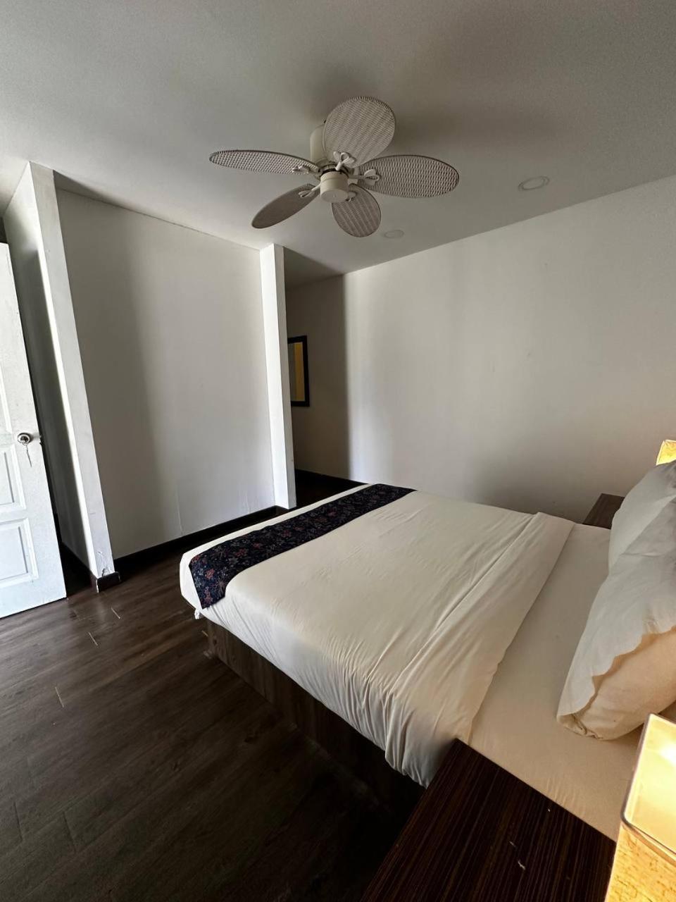Pir - Resort Perhentian Island Kampong Pasir Hantu Экстерьер фото